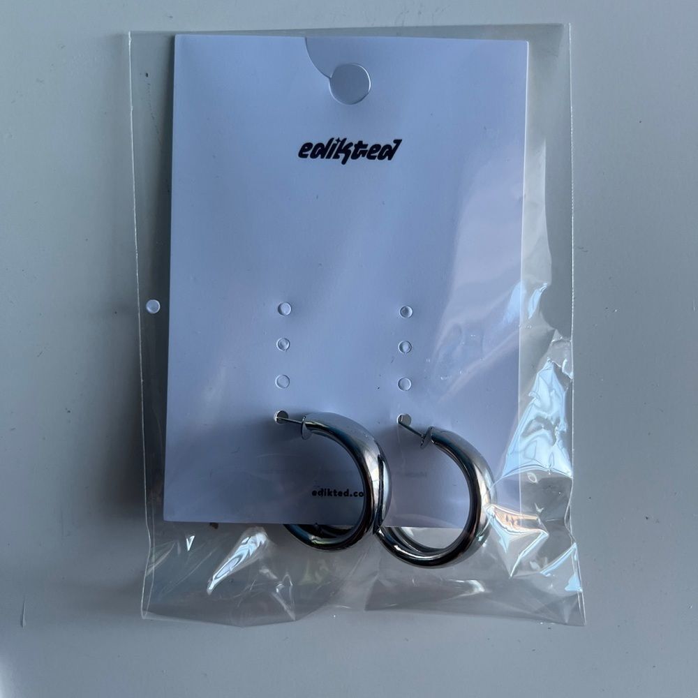 Edikted Lux Wide Hoop Earrings Silver 18$